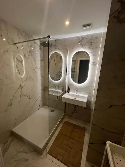 Luxury Living First District Apartment Vienna